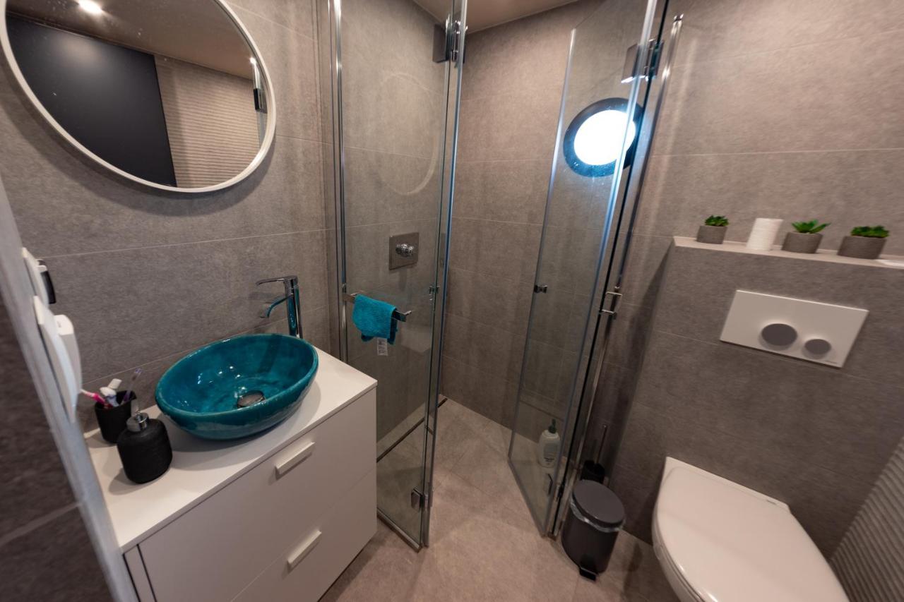 Apartament Barka Galapagos *
